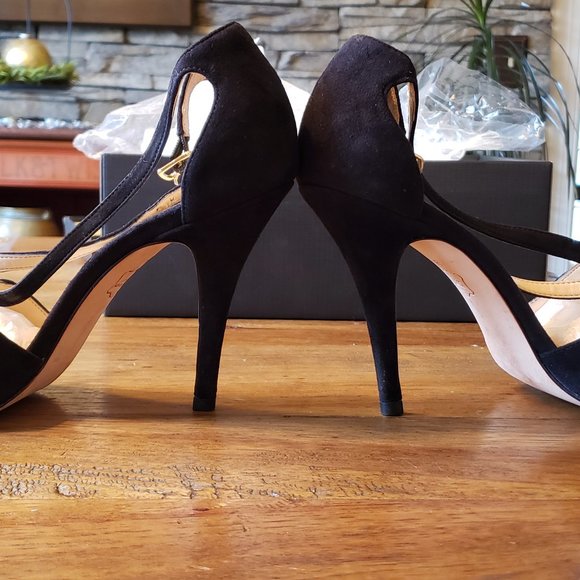 Talbots Elegant Black Suede Heels - Picture 9 of 11